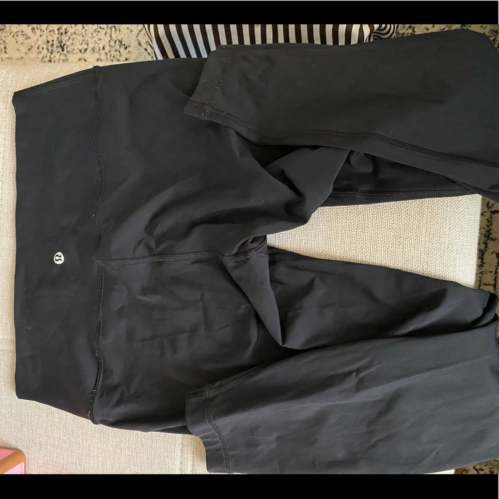 Lululemon Wunder Under in Nulux